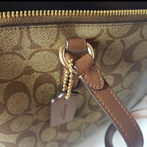 New Coach Zip Top Tote In Signature Canvas khaki nwt - Picture 8 of 11